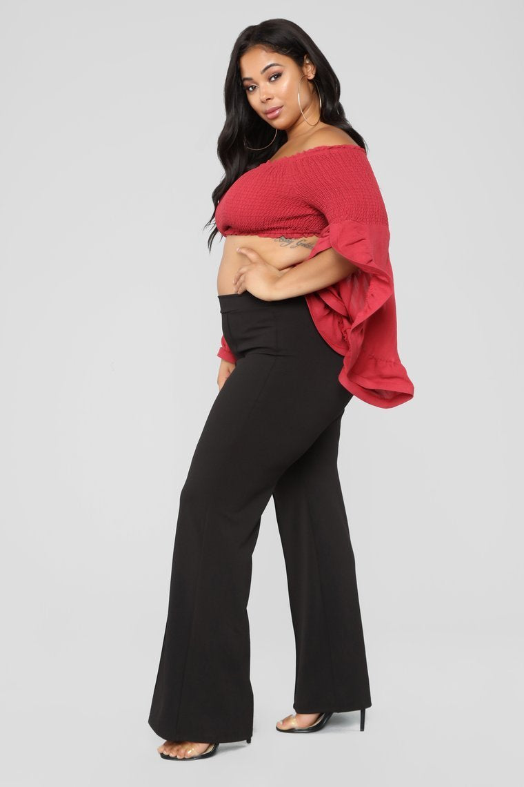 Romey Ruffle Top - Burgundy