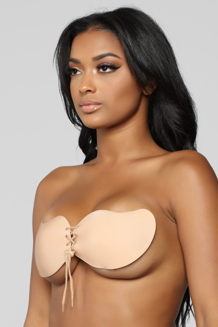Pull Me Close Invisible Bra - Nude