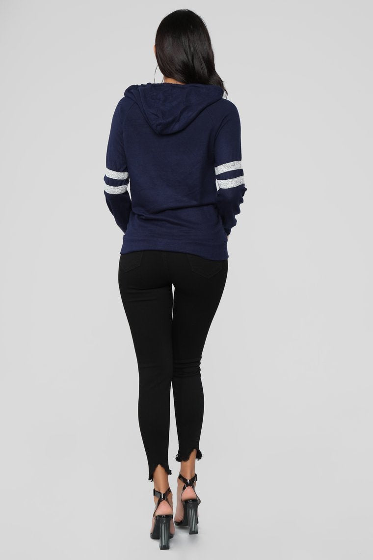 Elina Pullover Hoodie - Navy/Combo