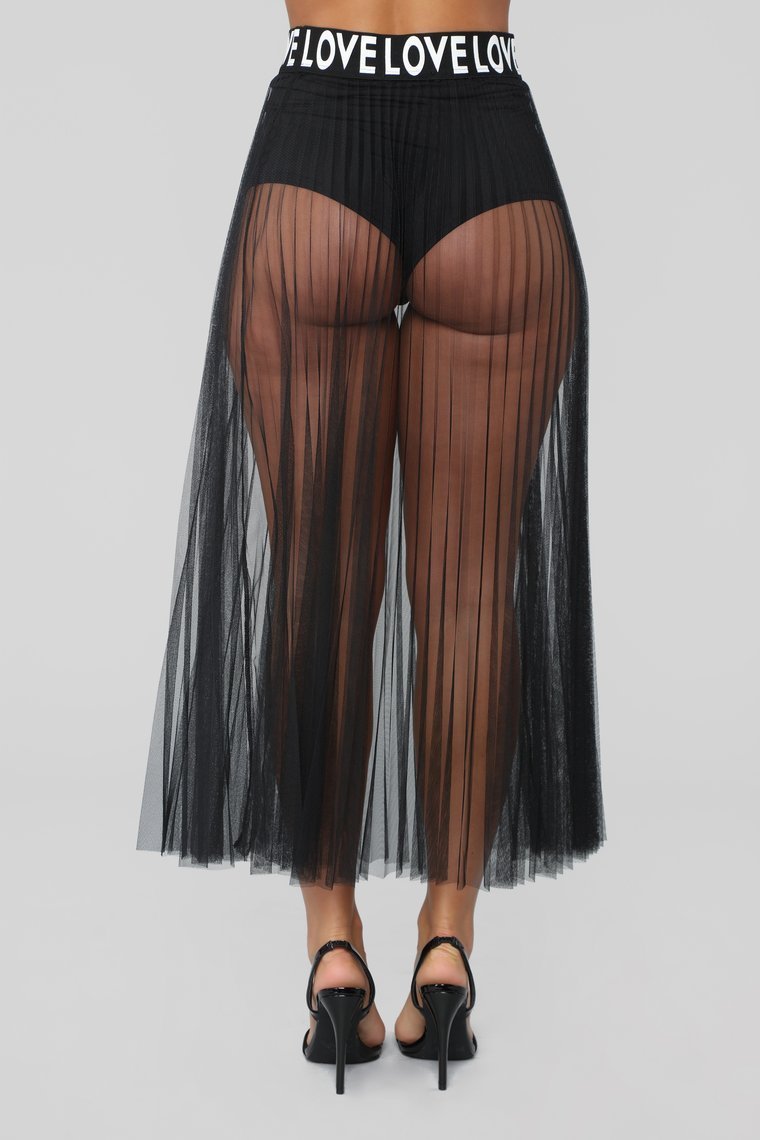 Wanna Love You Skirt - Black