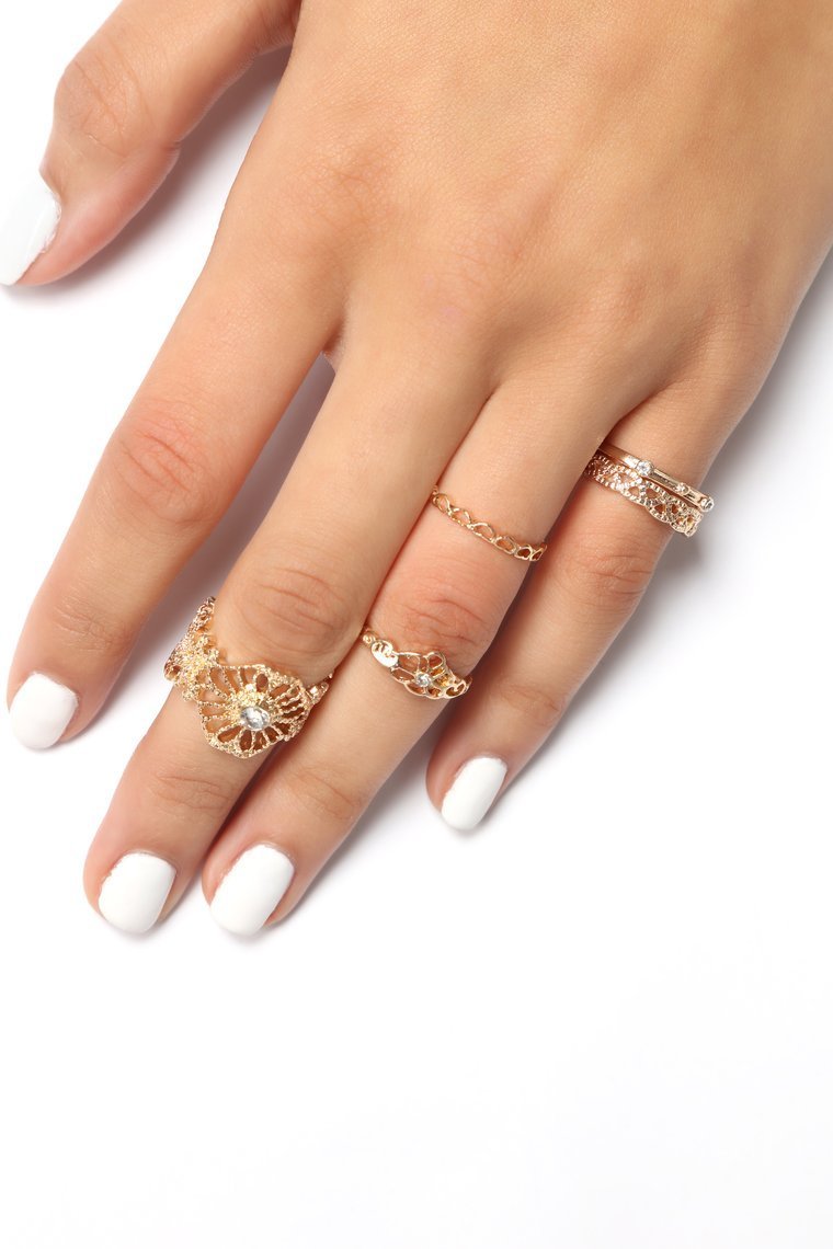 Hand It To You Ring Set - Gold