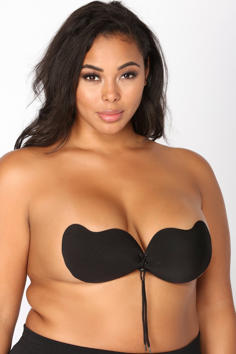 Pull Me Close Invisible Bra - Black
