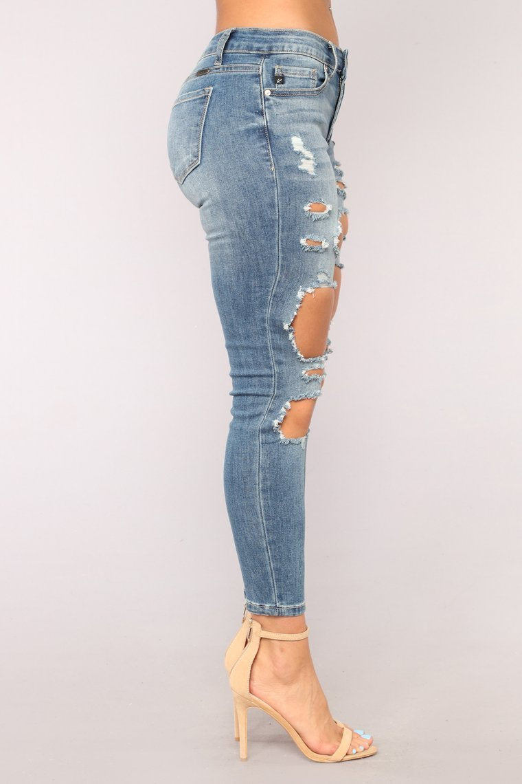 Yes That's Me Skinny Jeans - Medium Blue Wash