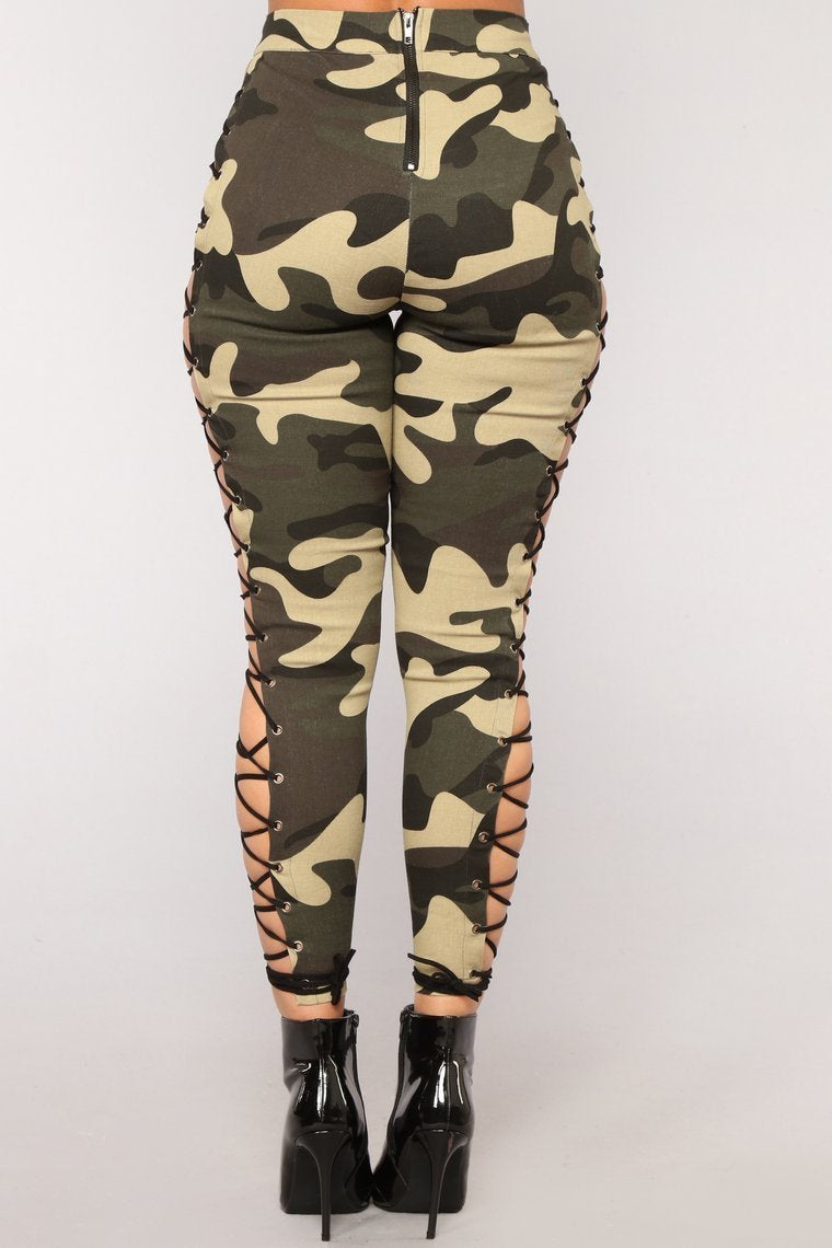Up To Your Imagination Lace Up Camo Pants - Olive