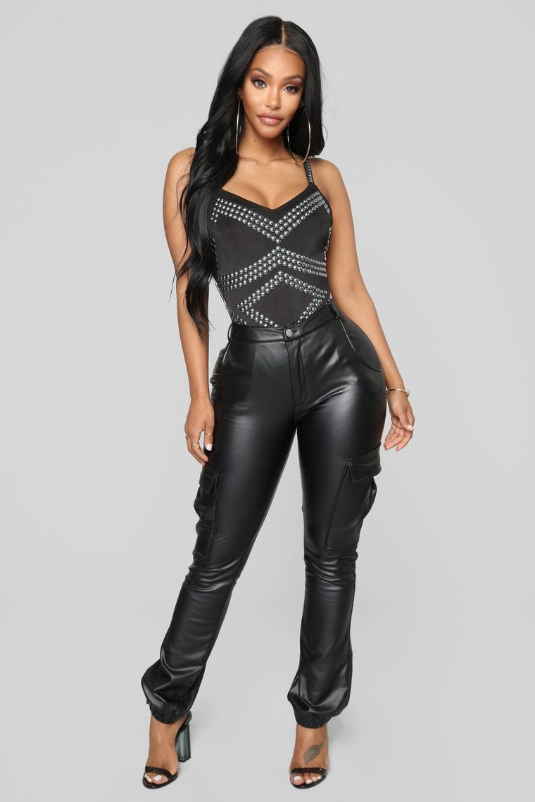 Sassy Spice Cargo Pants - Black