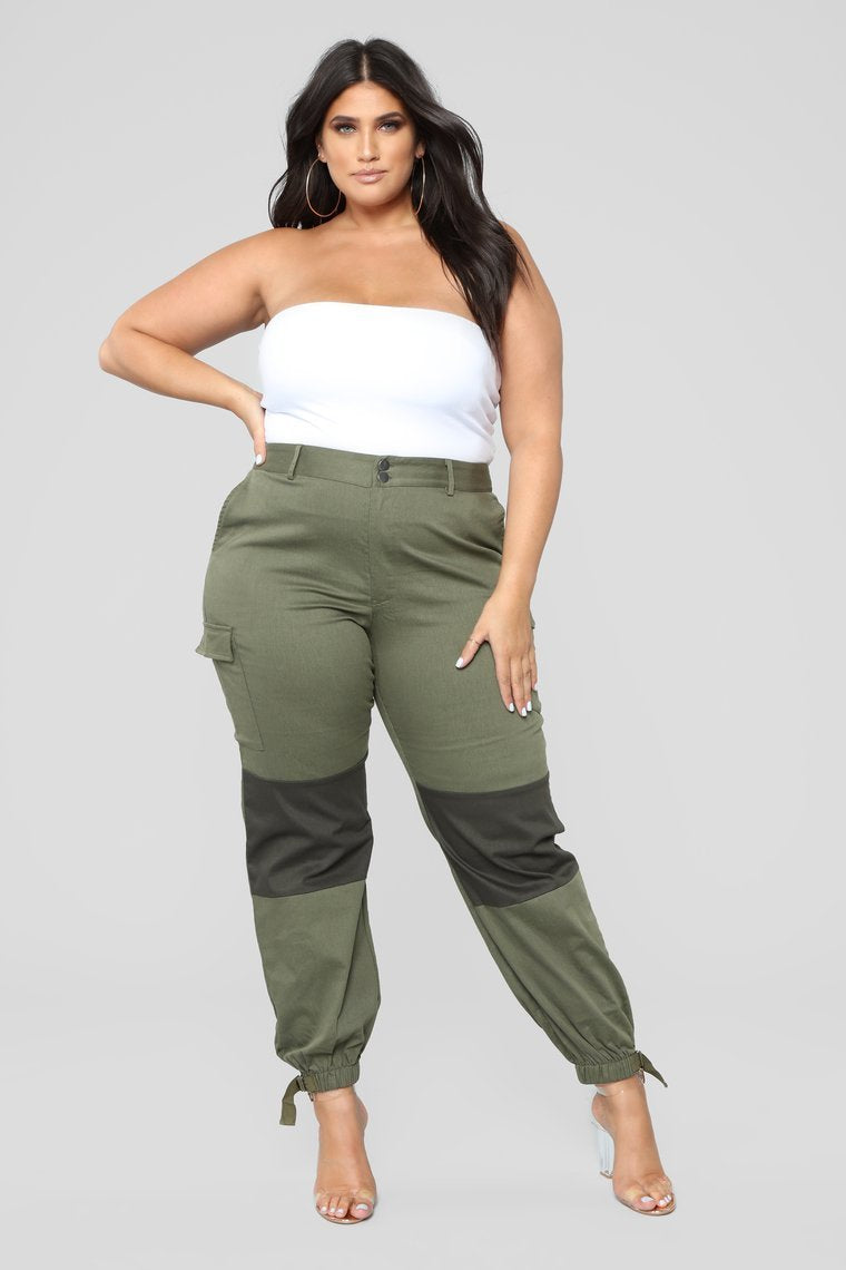 Carry The Teams Weight Cargo Pants - Olive