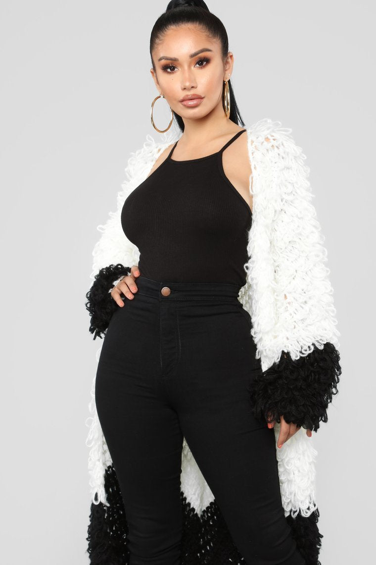 Cardigan Not Into You Anymore - Noir / Blanc