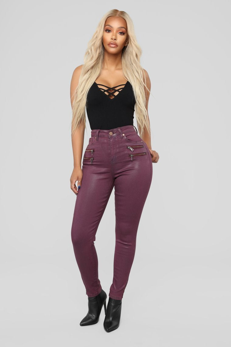 Lookin' Good High Rise Pants - Burgundy