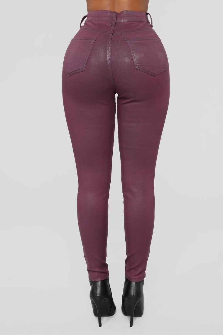 Lookin' Good High Rise Pants - Burgundy
