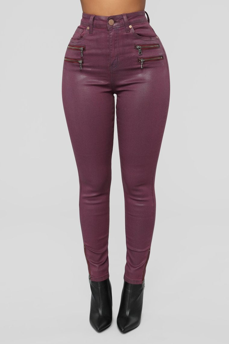Lookin' Good High Rise Pants - Burgundy