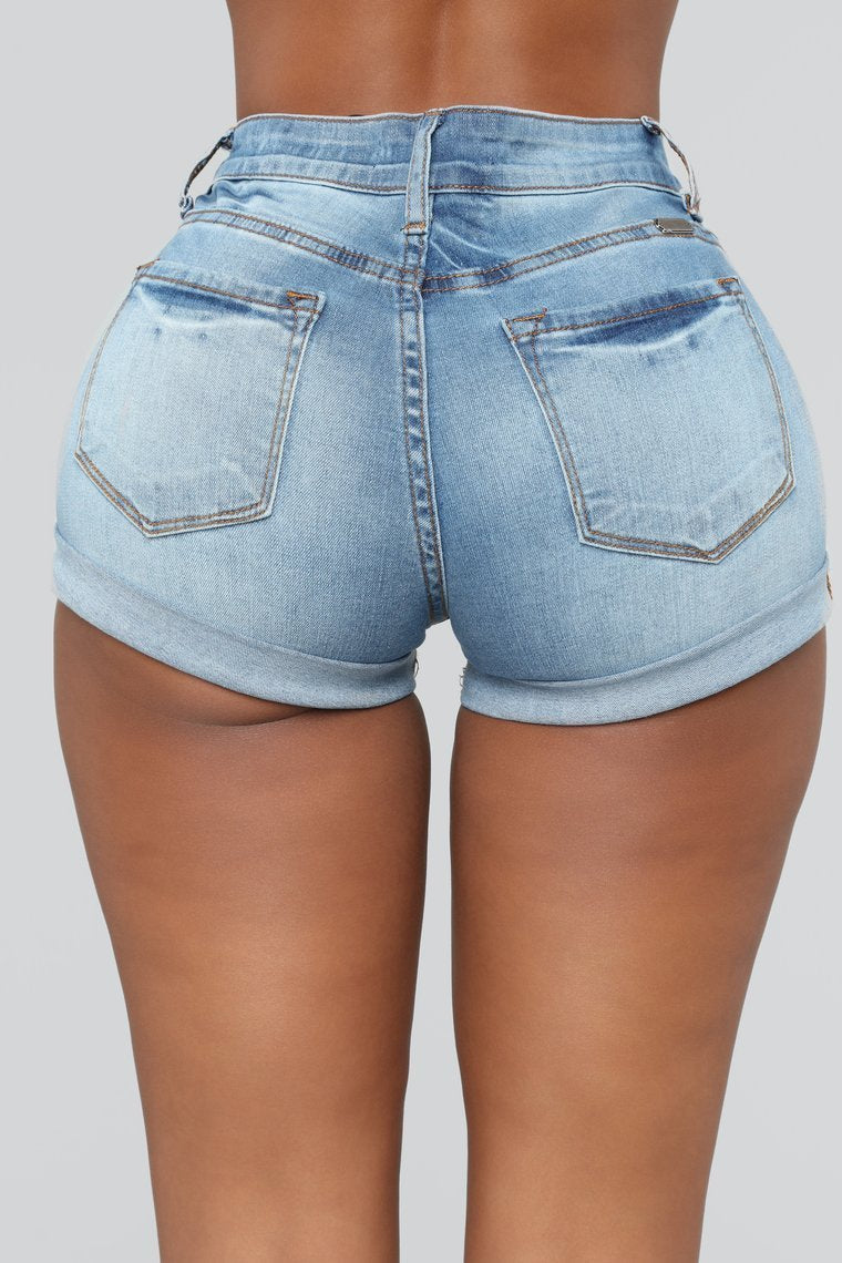 Runnin'Things Denim Shorts-Blue Wash moyen