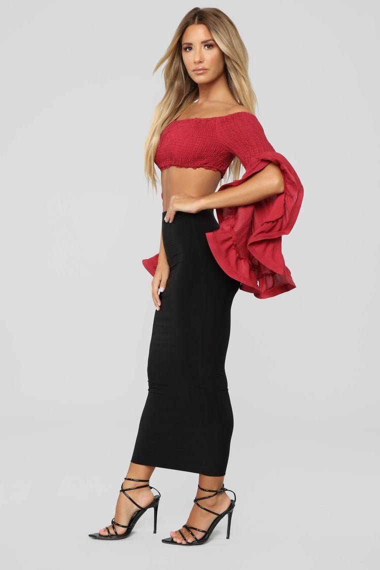Romey Ruffle Top - Bourgogne