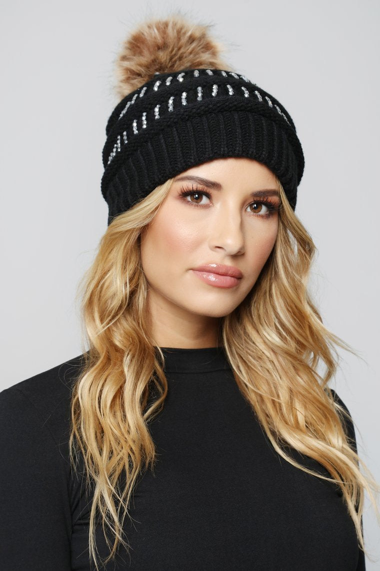 Rom Com Pom Pom Beanie - Black