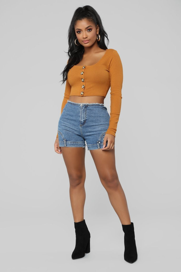 Mix It Up High Rise Denim Shorts - Moyen Blue Wash