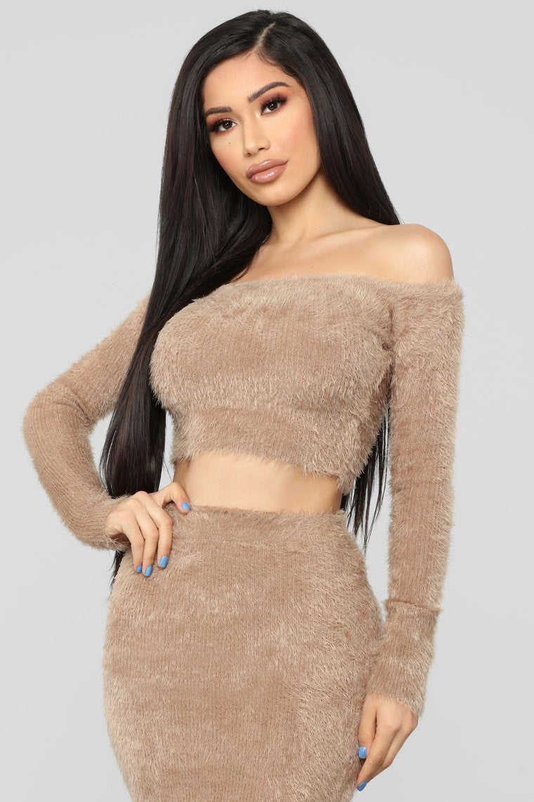 Feel The Fuzzy Skirt Set - Mocha