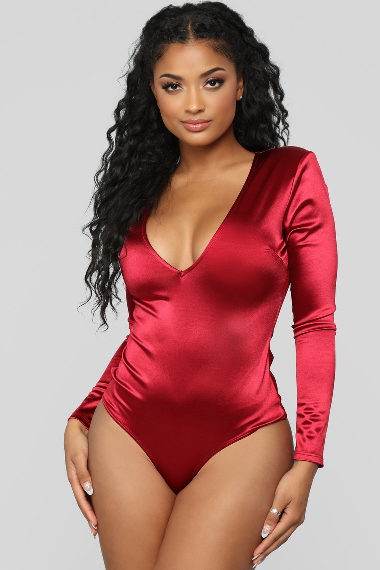 Toujours Sleek Bodysuit-Bourgogne