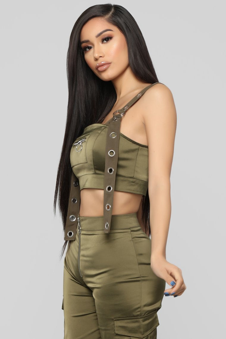 Bad Intentions Cargo Set - Olive