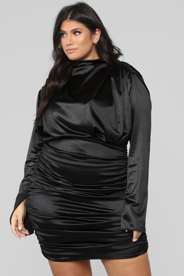 Making My Moves Ruched Dress - Black