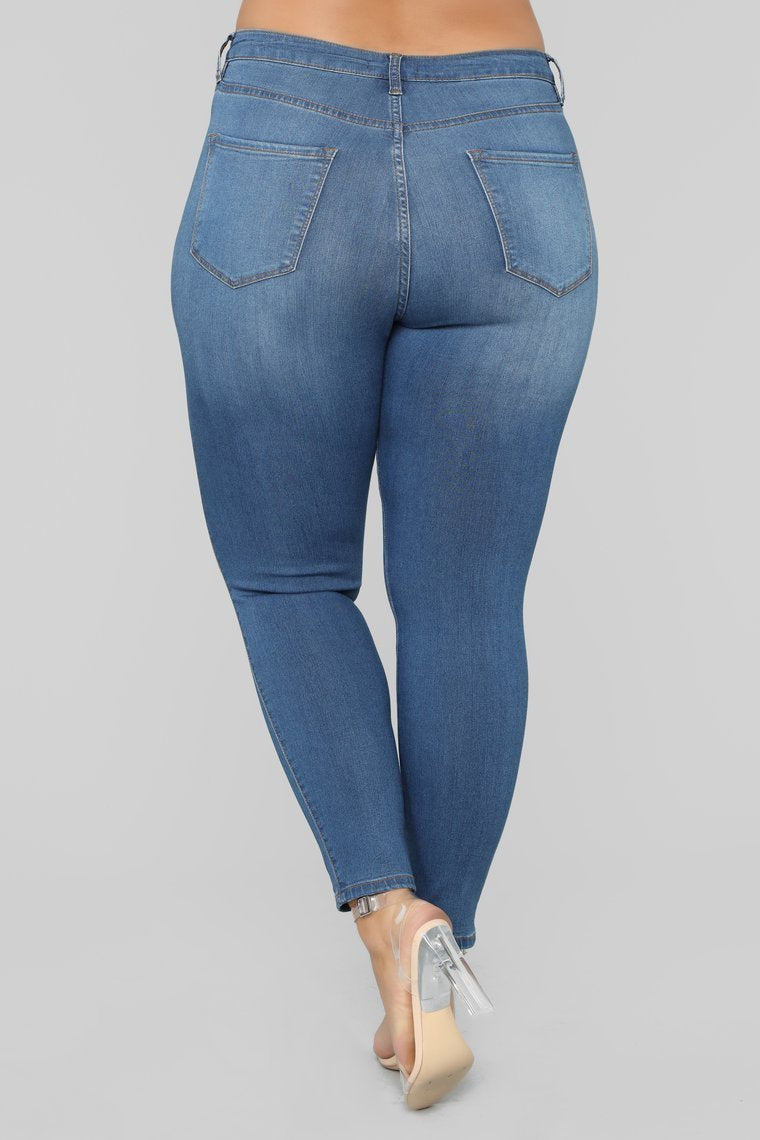 Jean classique à taille moyenne plus courte - Délavage bleu moyen