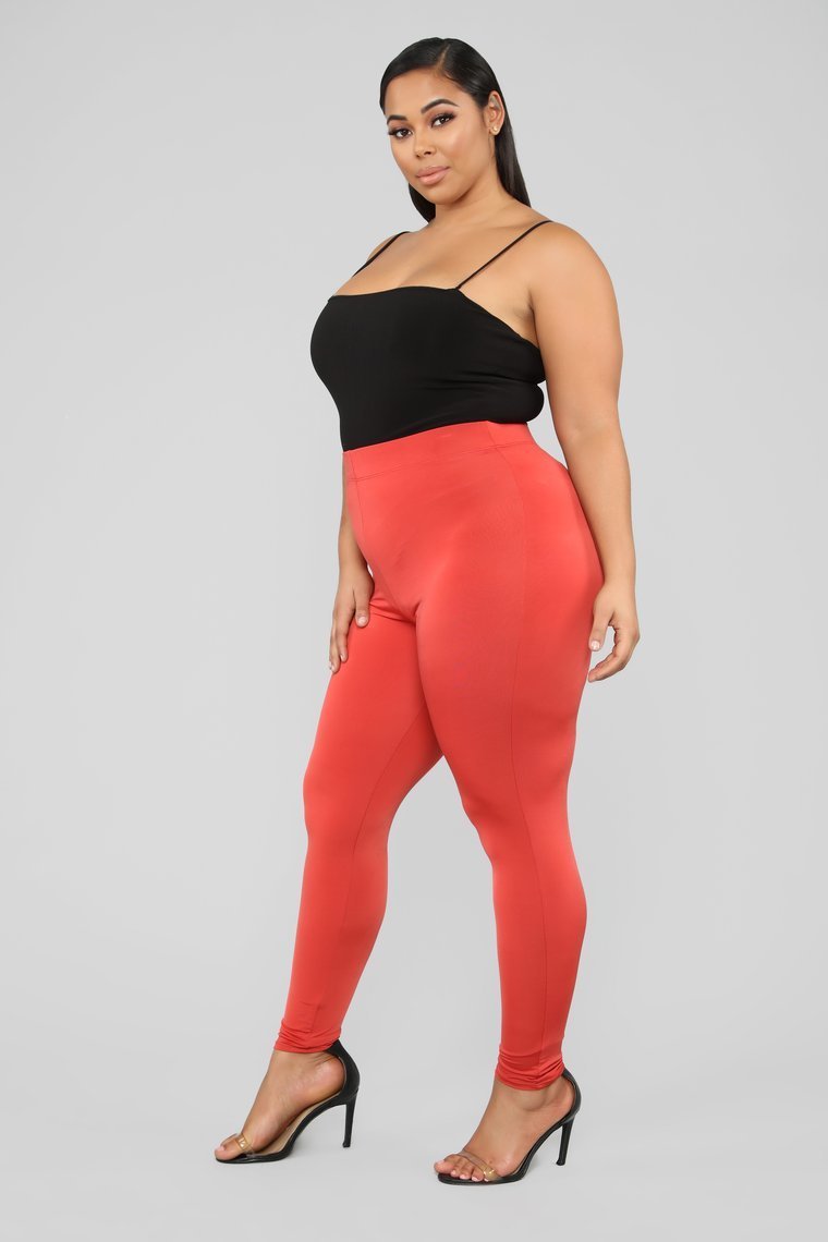 Smooth Talker Slinky Leggings - Rust