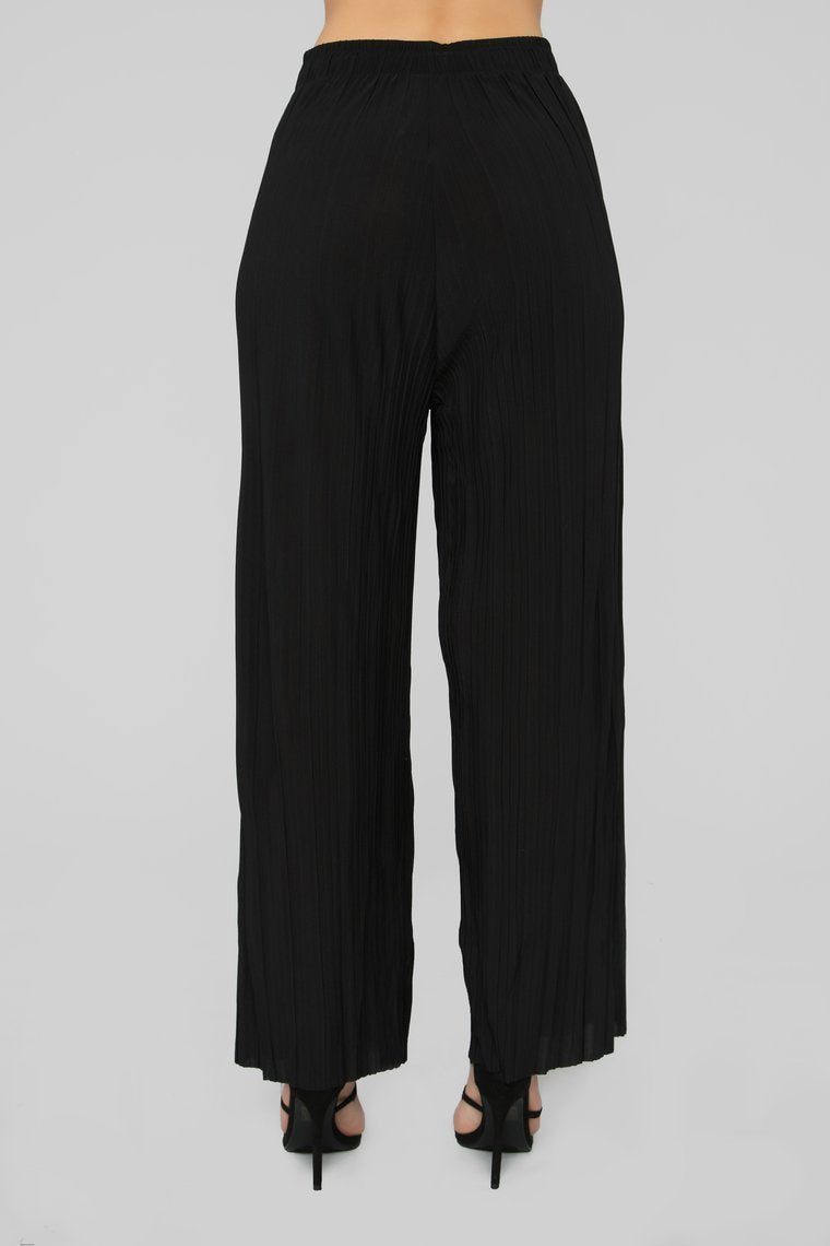 Pleating His Case Pants - Black