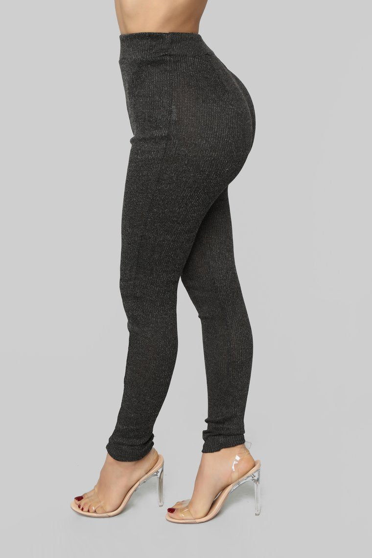 Gotta Warm Up To Me Sweater Set - Black