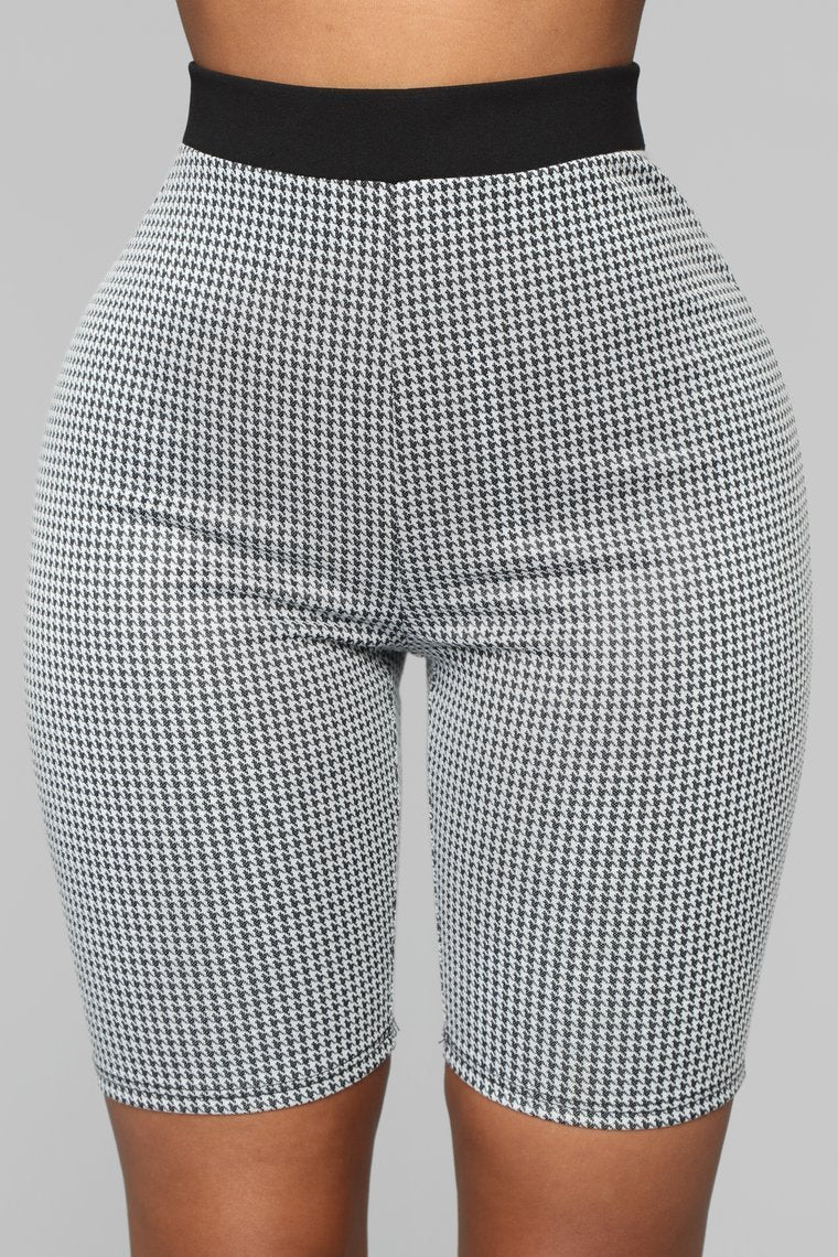 Gimme Me Print Houndstooth Short Set - Black/Combo