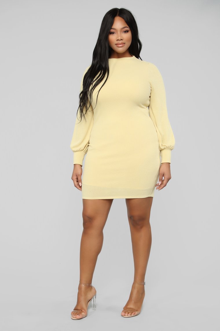 Roaming Central Park Sweater Dress - Yellow