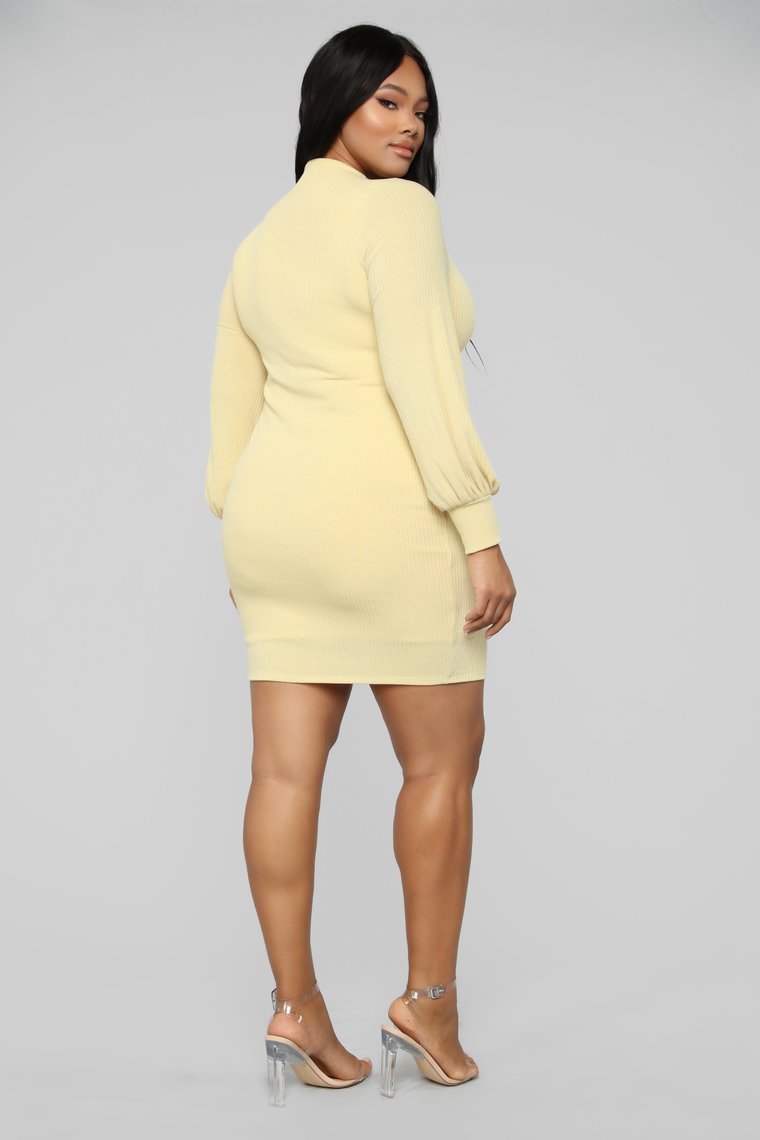 Roaming Central Park Sweater Dress - Yellow