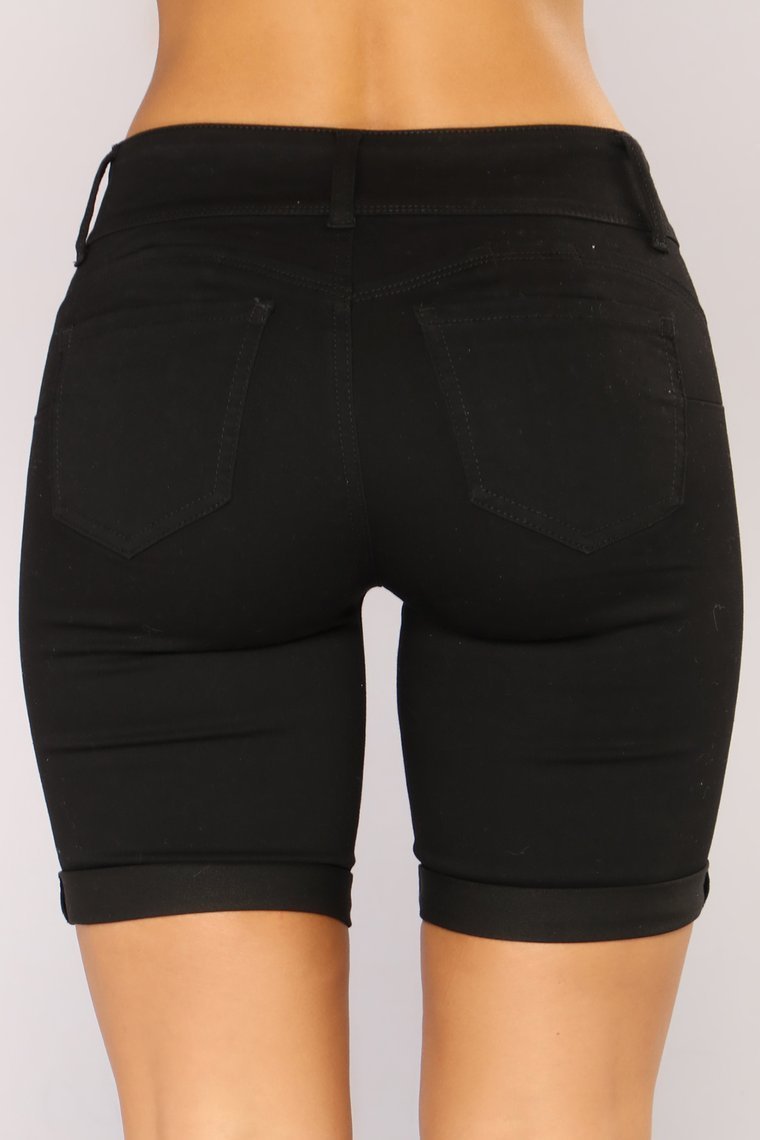 Catalina Booty Lifting Bermuda Shorts - Black