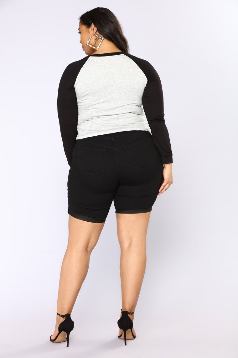 Catalina Booty Lifting Bermuda Shorts - Black