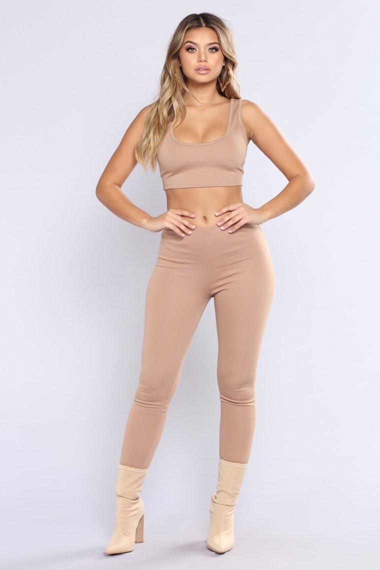 Bondoc II Lounge Set - Mocha